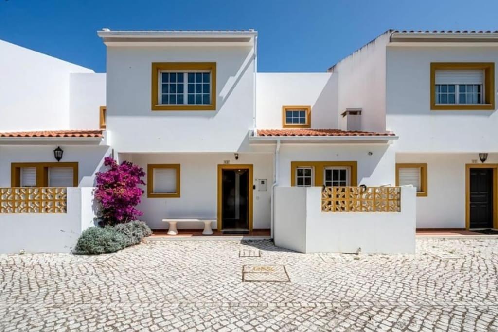 Pool-Golf-Ocean Resort Home In Praia Del Rey Amoreira  Luaran gambar